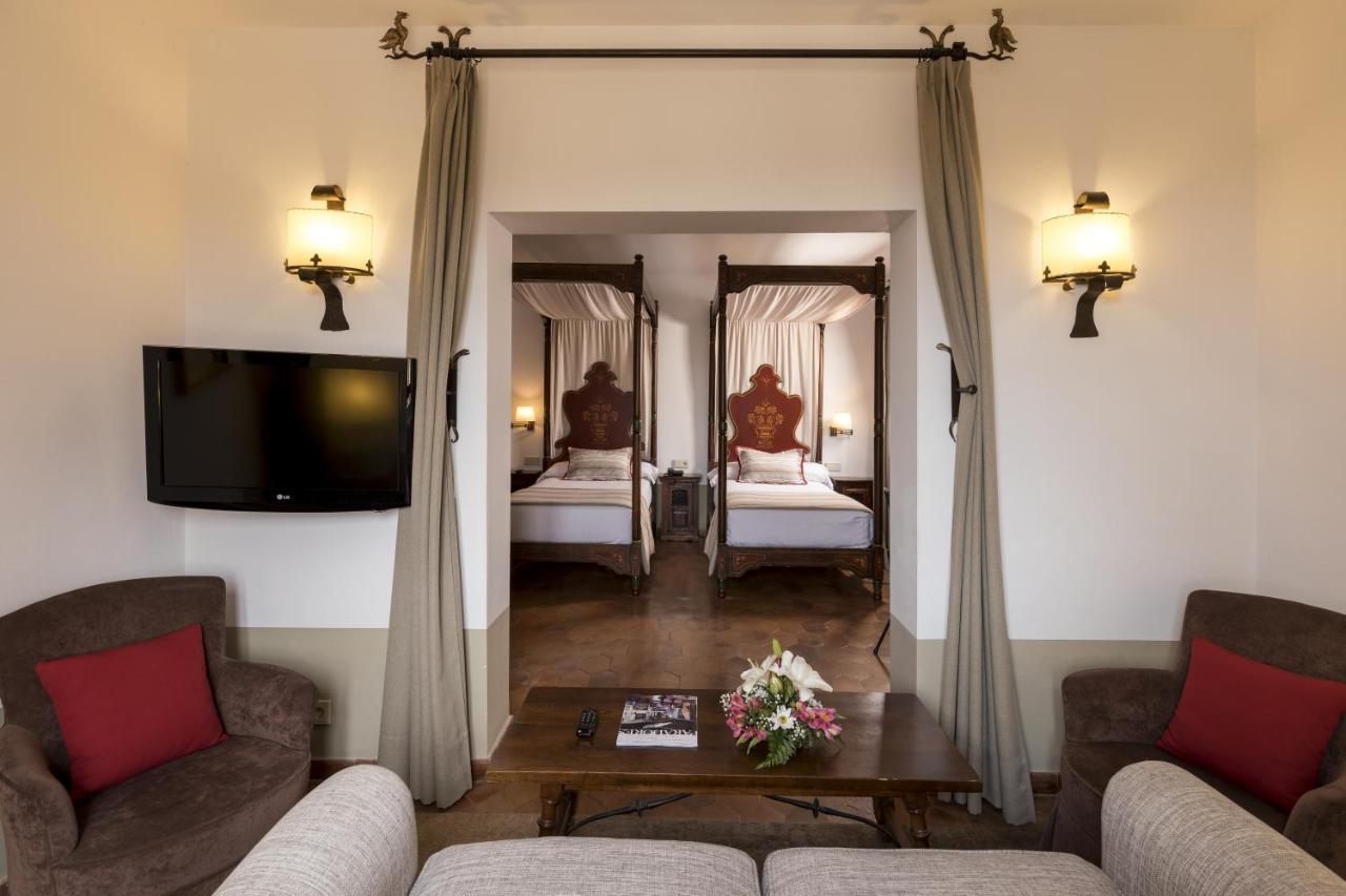 Parador De Tortosa Eksteriør bilde