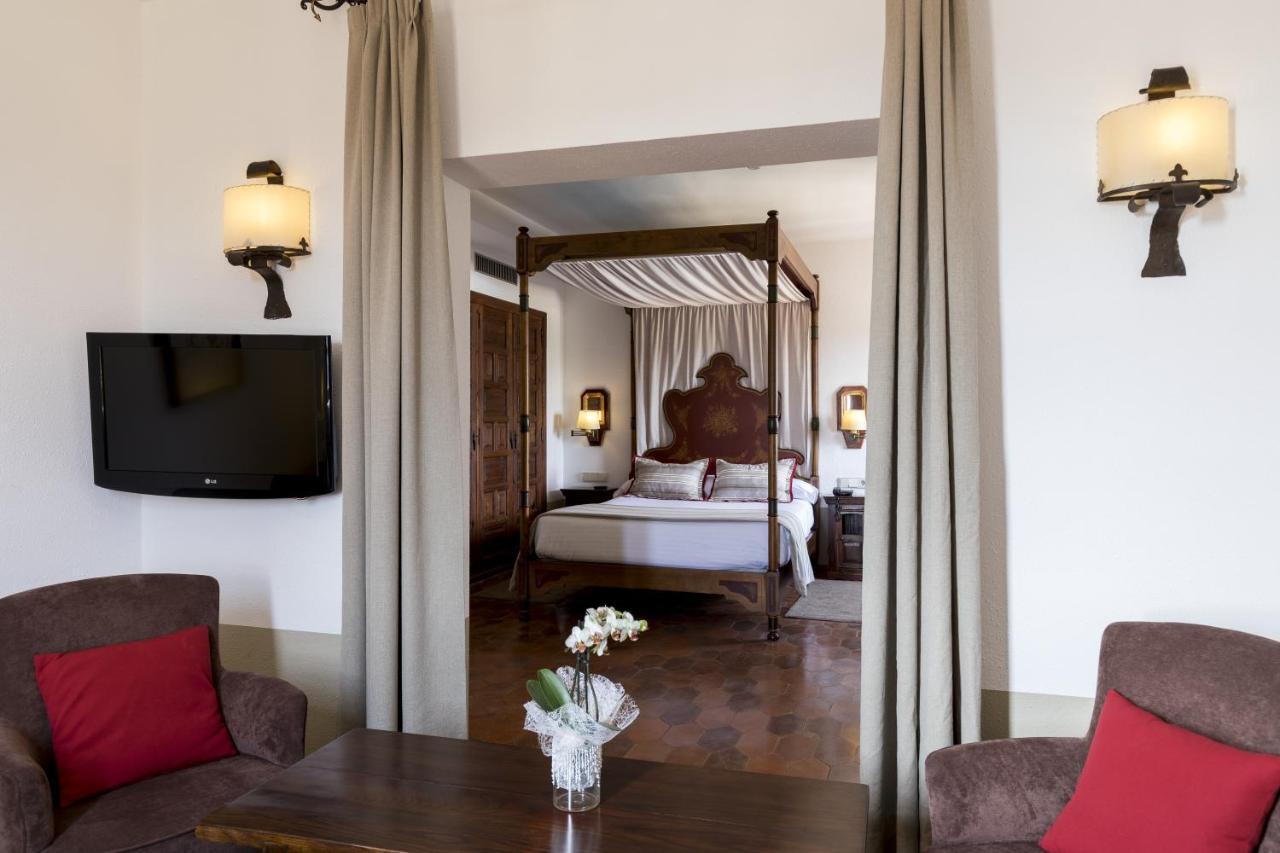 Parador De Tortosa Eksteriør bilde